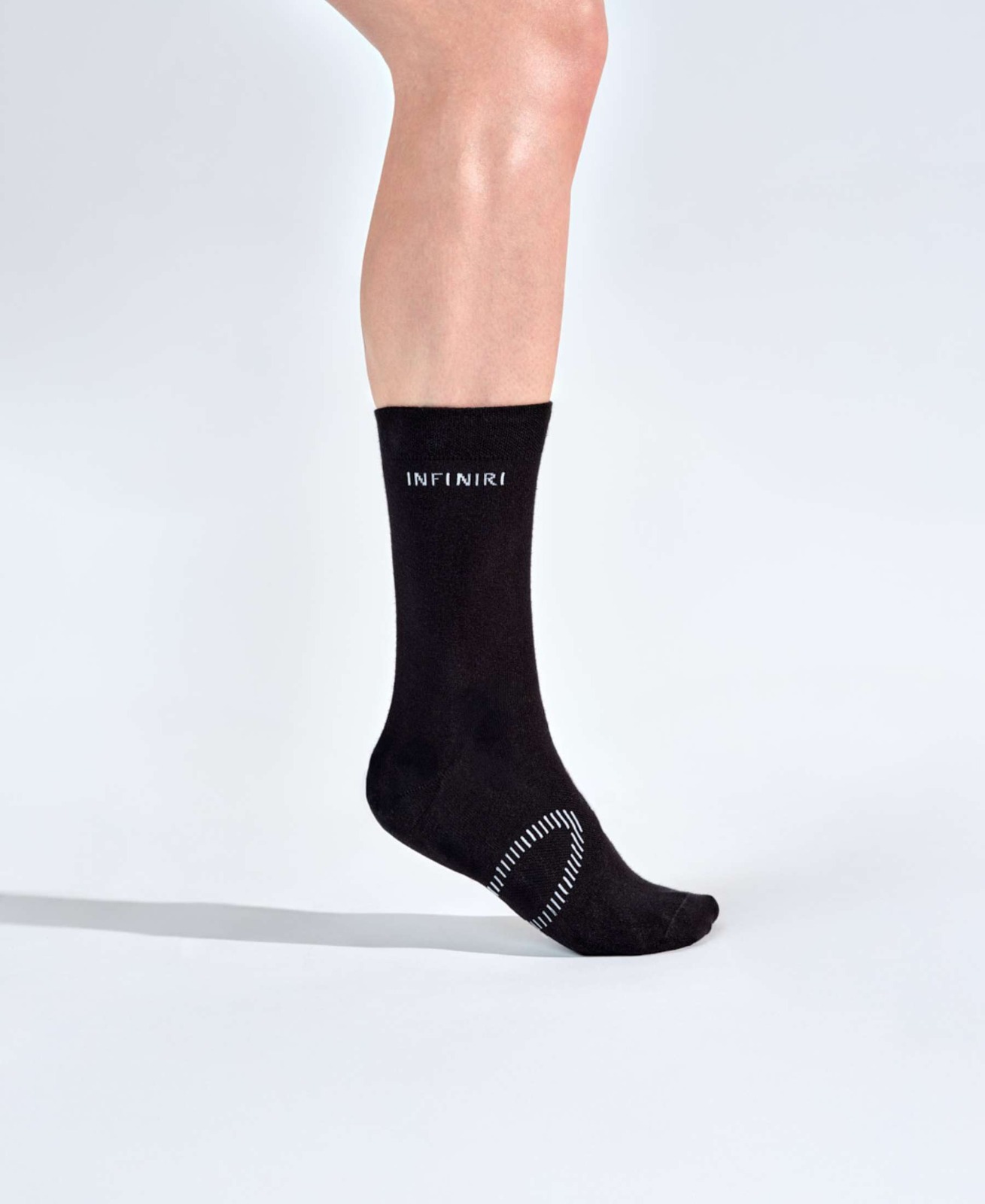 INFINIRI COMFORT Gesundheitssocken - Damen / Schwarz