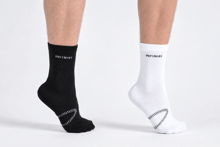 INFINIRI Comfort: Schwarz und Weiss=